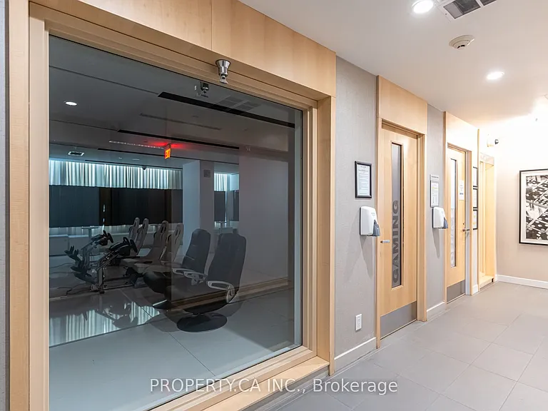 45 Charles St E #502 — Photo 44