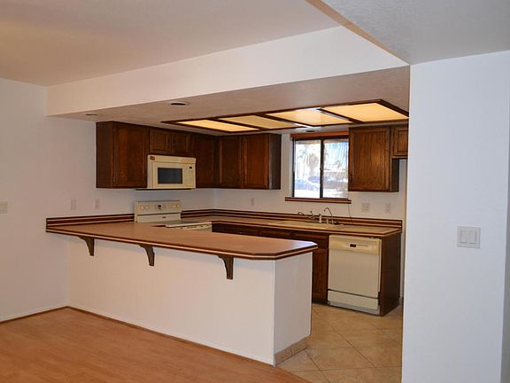 2nd image of 2701 Daytona Ave