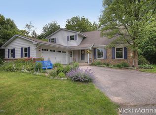 2208 Ontonagon Ave SE, Grand Rapids, MI 49506