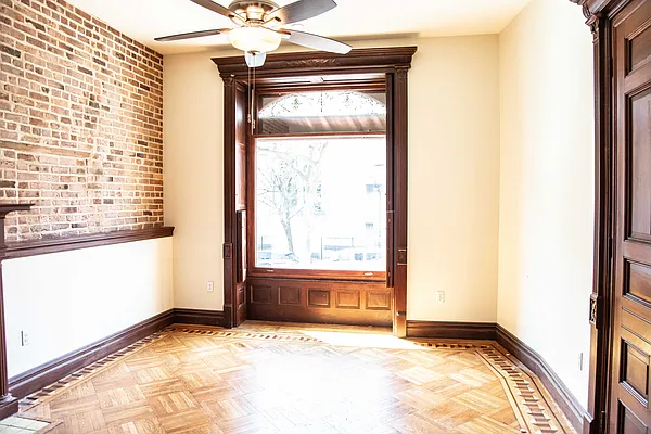 Rented by Nooklyn NYC LLC | media 8