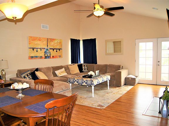 4th image of 10756 Sayers Ct