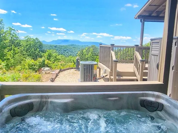 264 Curry Way, Del Rio, TN 37727