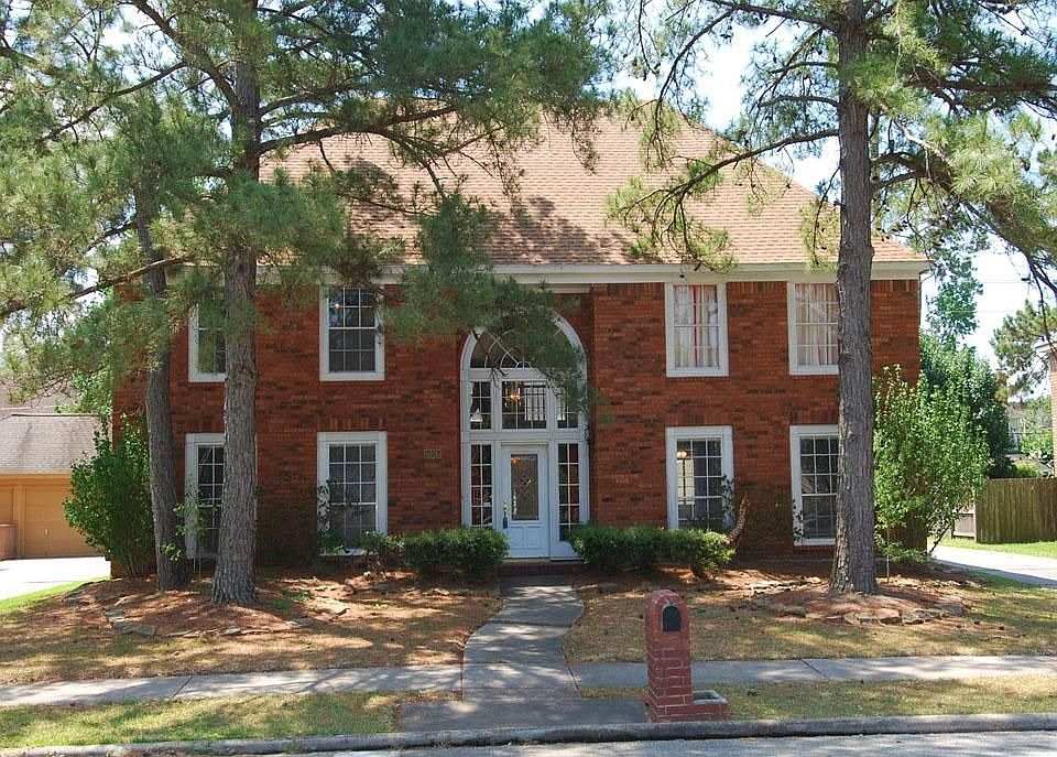 1st image of 5926 Upper Lake Dr