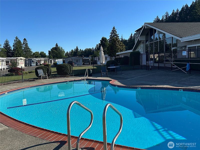 4th image of 2302 R Street SE #140