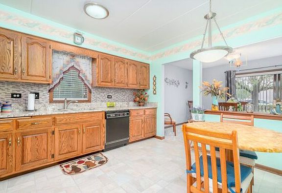 5th image of 7437 Ponderosa Ct Unit 1