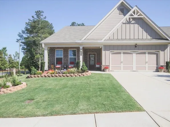 781 Wood Stork Dr, Loganville, GA 30052