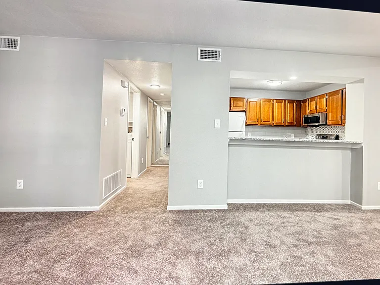 8789 W 106th Ter — Photo 7
