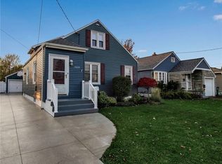 1026 92nd St, Niagara Falls, NY 14304