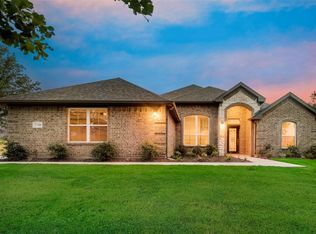 2106 Sugar Button Ln, Alvarado, TX 76009