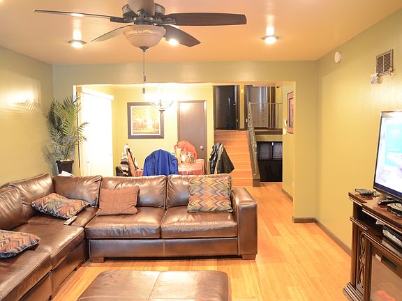 5th image of 283 Saginaw Ave