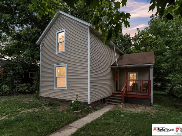 848 Caton Ave, Adrian, MI 49221