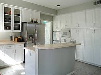 5th image of 8 Belmonte Dr