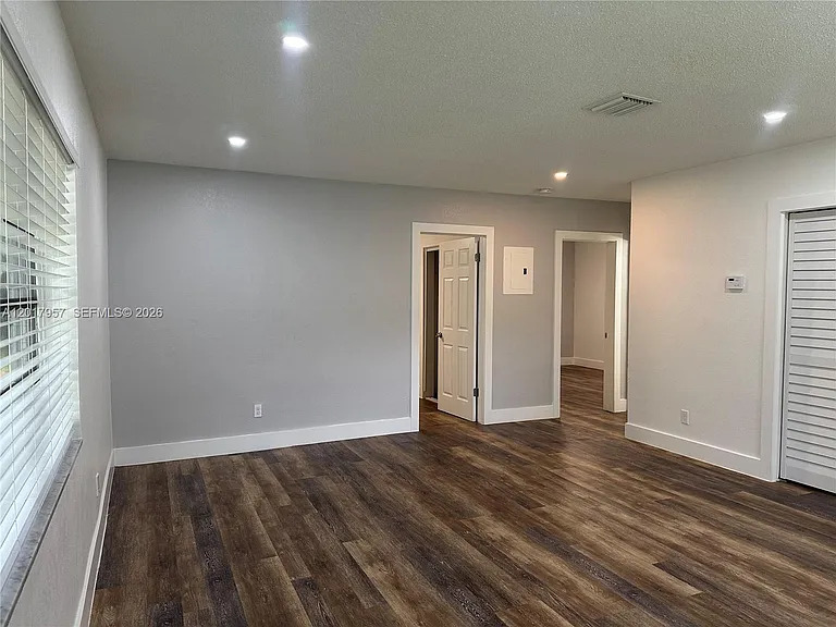3315 SW 15th Ave #1 — Photo 12