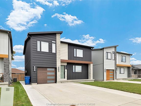2nd image of 71 Churchill Park Rd