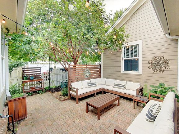 5th image of 3253 Carollton Dr