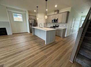 6926 N Madison Cir, Ridgefield, WA 98642