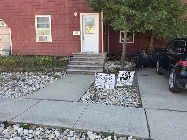 464 Roosevelt Ave Suite 2B, Freeport, NY 11520