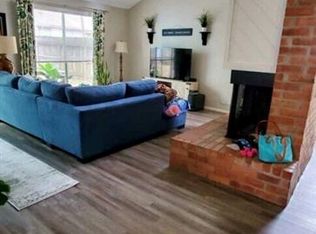 103 N Woodstock Circle Dr, Spring, TX 77381