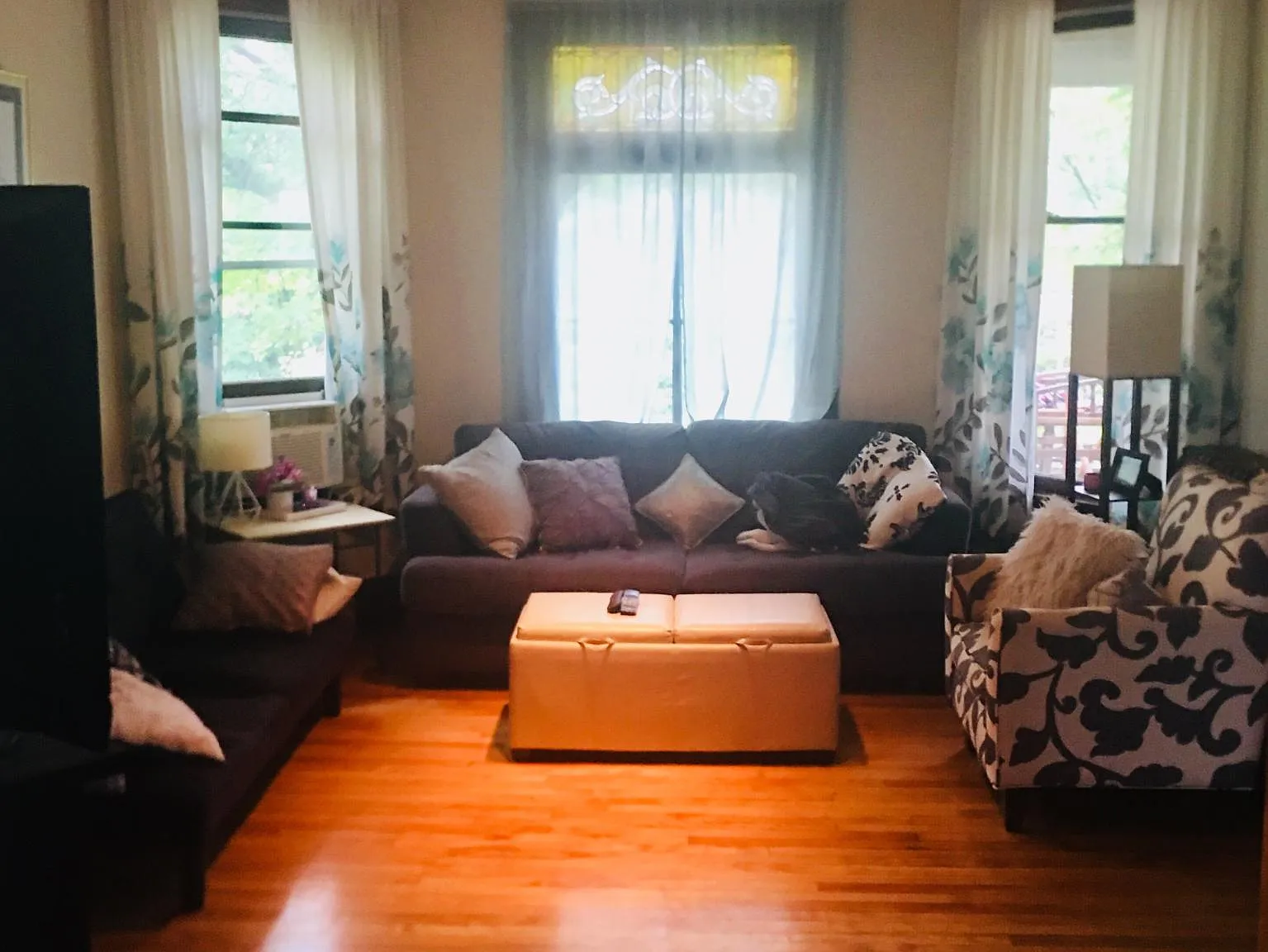 2633 Dupont Avenue S — Photo 4