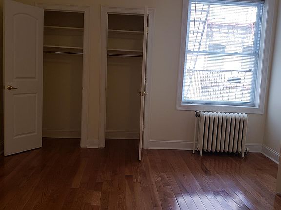 5th image of 17 Gifford Ave APT 4G