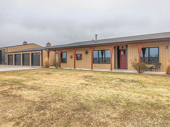 4th image of 23800 E 720th Rd