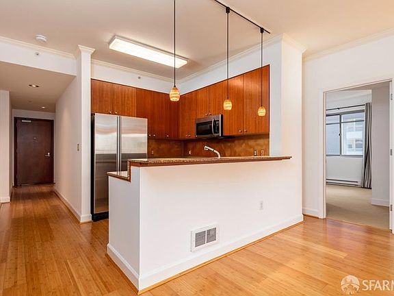 3rd image of 246 2nd St APT 1306