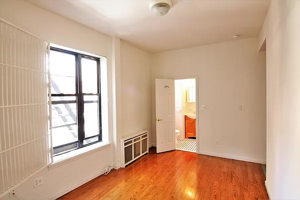 Rented by JK Dansar Corp | media 14