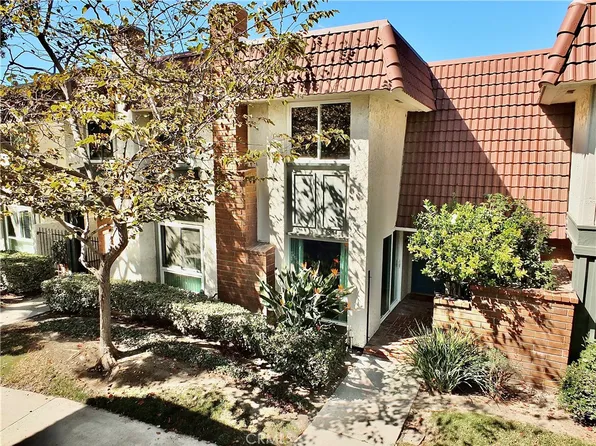 6884 Breton Way, Cypress, CA 90630