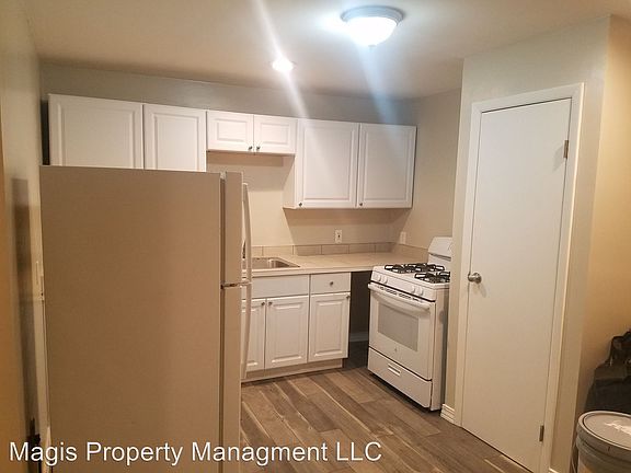 2nd image of 37 Bridgeman St #1