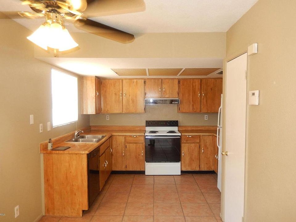 1st image of 4021 S 44th St #1
