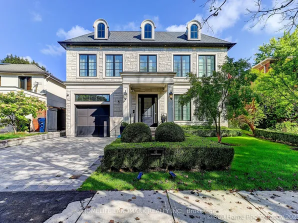 42 Foursome Cres, Toronto, ON M2P 1W3
