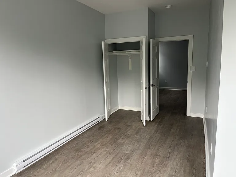 234 Summit Ave #E — Photo 16