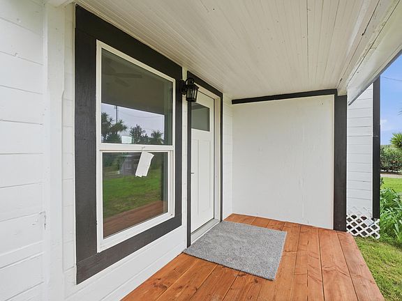 4th image of 4190 Ave 400