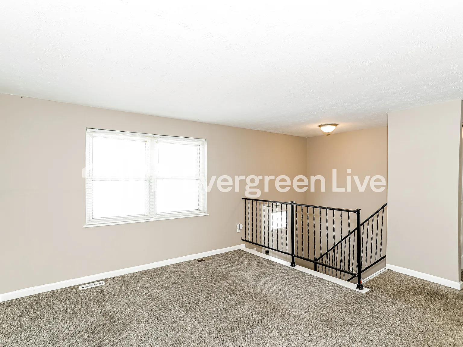 3 bed, 1.0 bath, 1620 sqft, $1,645 — Photo 4