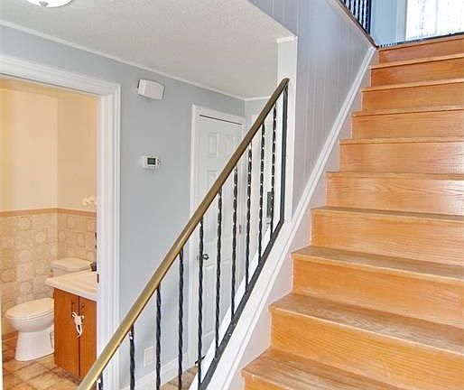 5th image of 10357 Shenandoah Cres