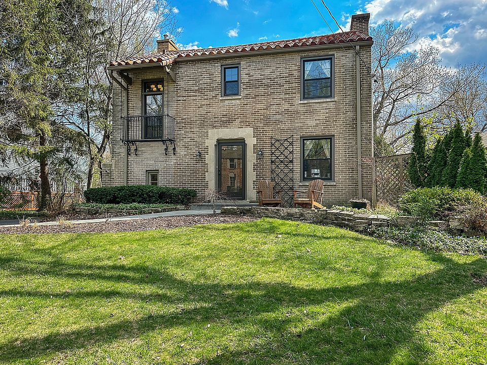 1st image of 460 Oakdale Ave