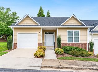 204 Ivy Ct, Morganton, NC 28655