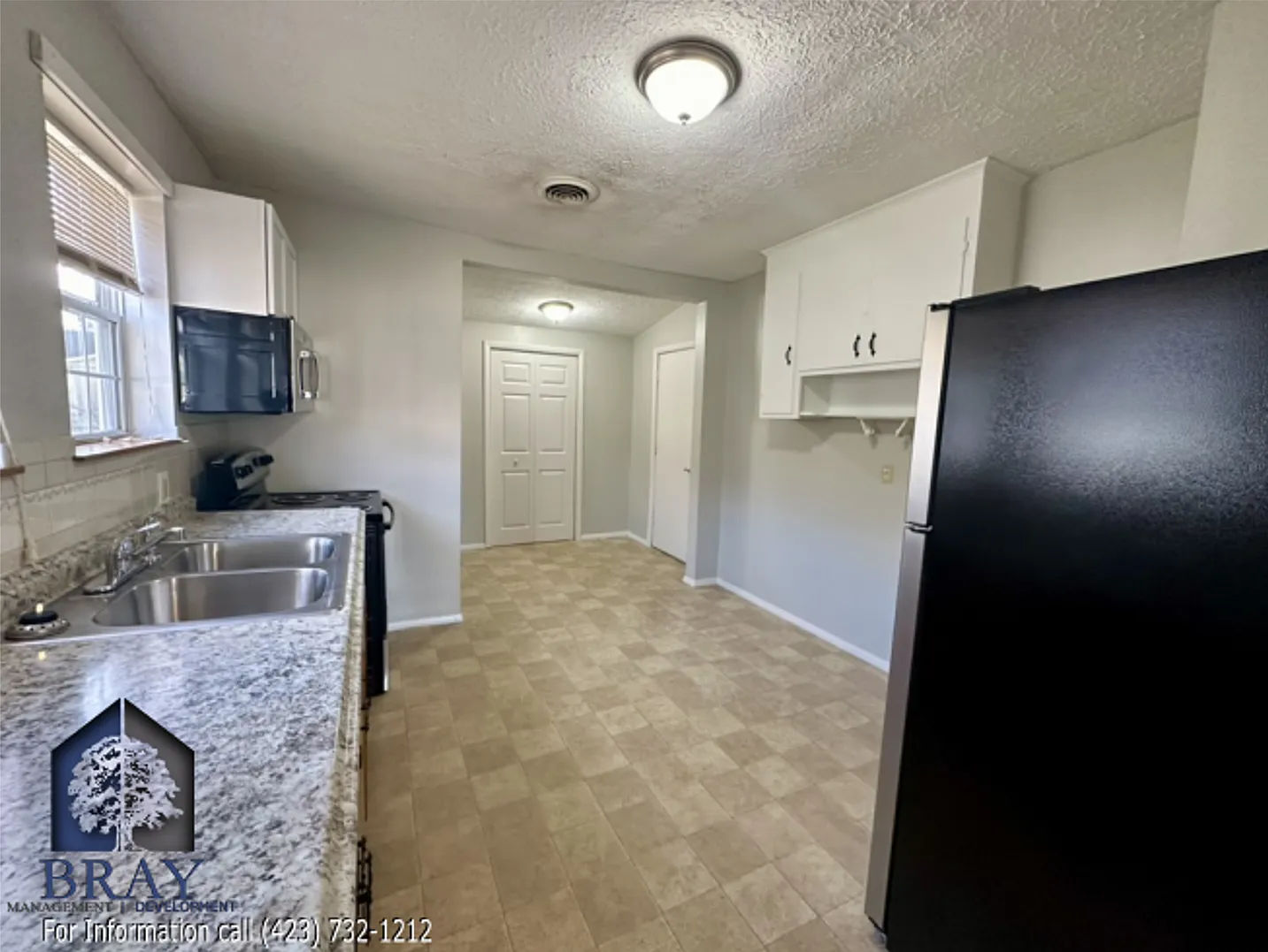 2BR Kingsport Cottage — Photo 3