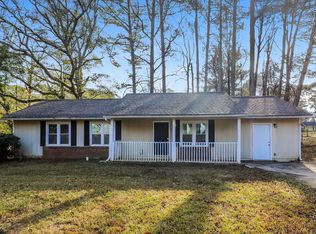 8974 Sterling Ridge Ln, Jonesboro, GA 30238