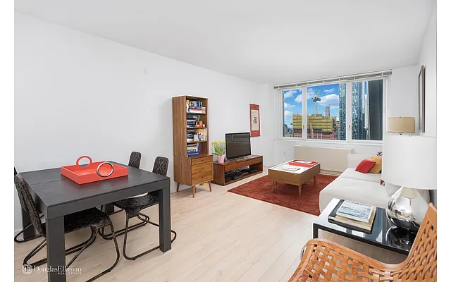 Rented by Douglas Elliman | media 44