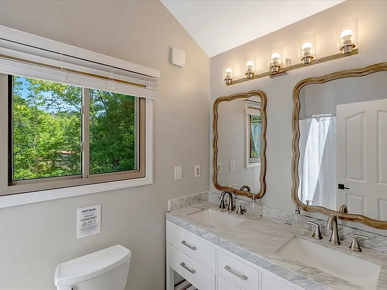 296 Milton Dr — Photo 45