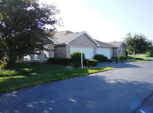 915 Easy St UNIT B, Crown Pt, IN 46307