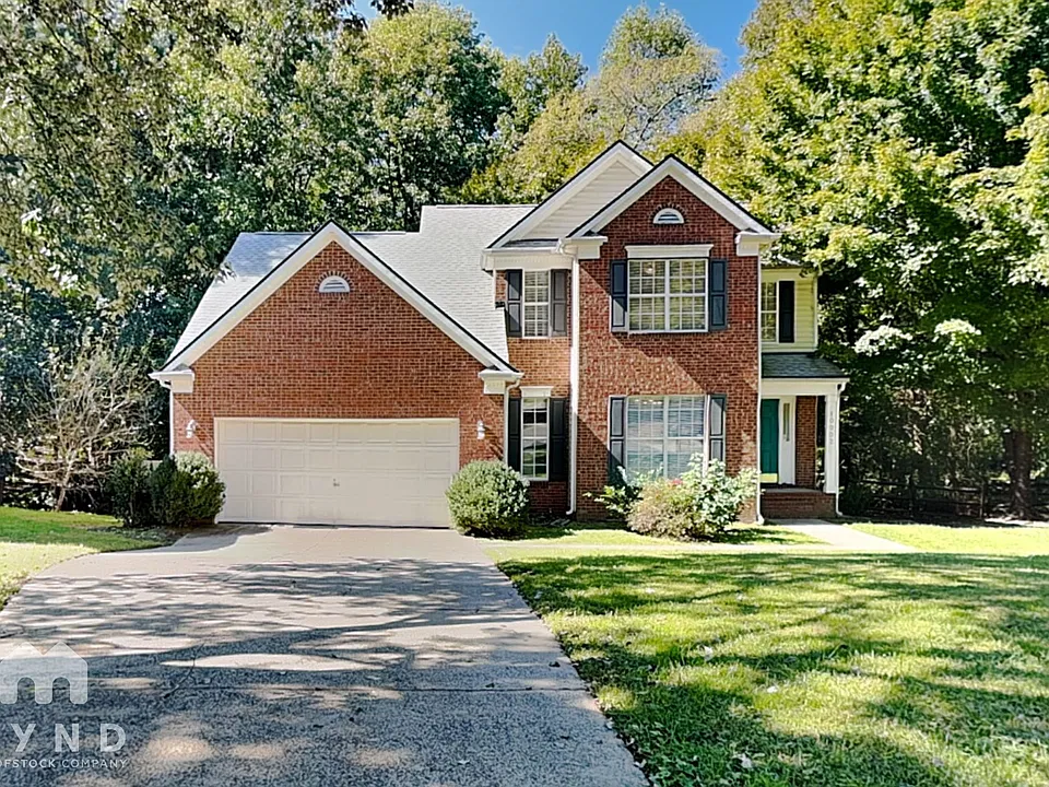 10002 Gardendale Ct