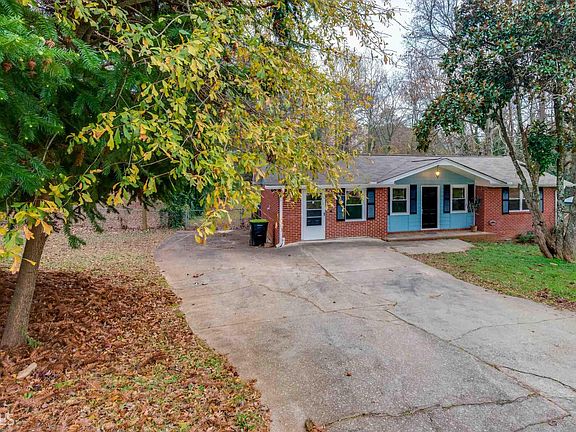 2nd image of 6246 Lakeview Dr