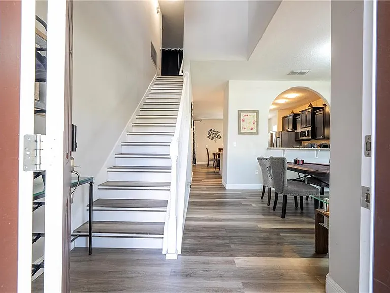5251 Wildwood Way — Photo 7
