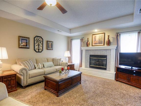 2nd image of 1205 Graystone Dr