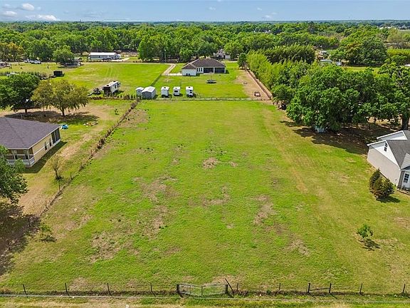 2nd image of 2805 Medulla Rd Lot 1