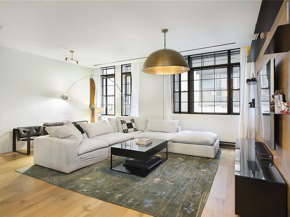 1st image of 176 Broadway APT 9D