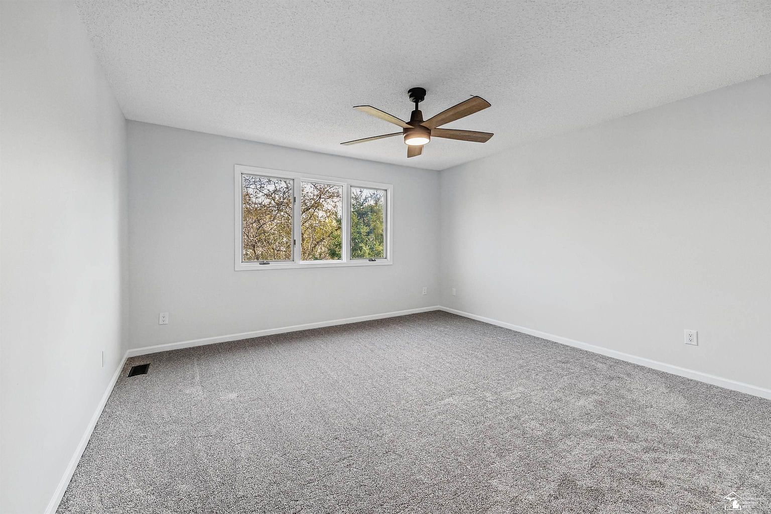 15135 Churchill St, photo 21