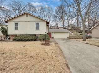 728 Magnolia Ln, Saint Peters, MO 63376
